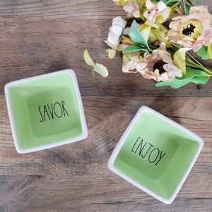 🆕️Rae Dunn by Magenta Savor and Enjoy Square Bowl Set
